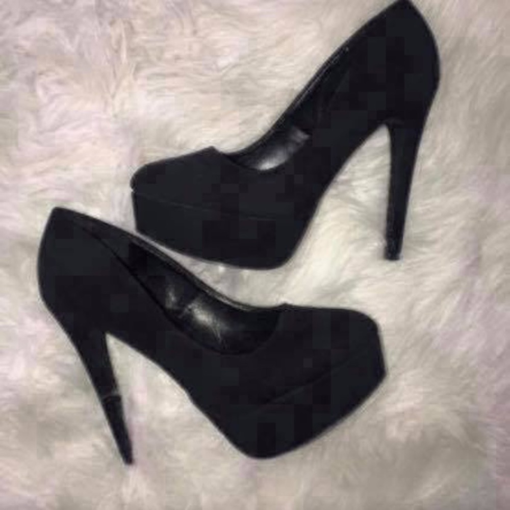 Black heels